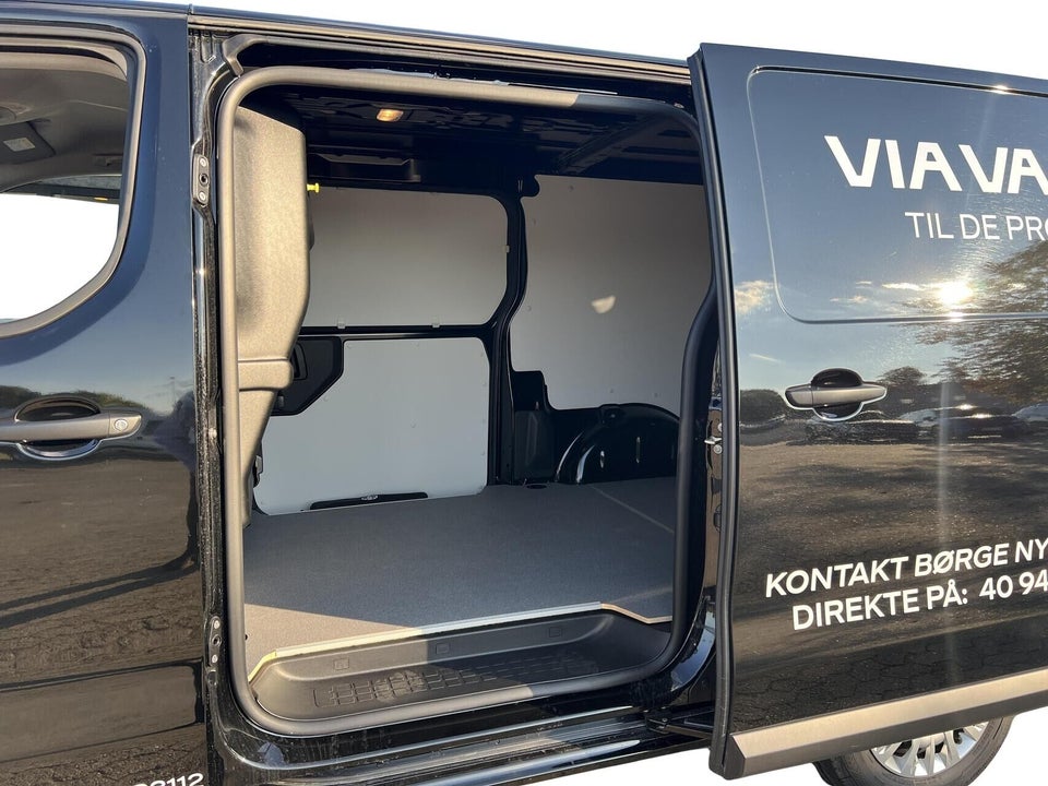 Toyota ProAce 2,0 D 144 Long Comfort Master aut. 4d