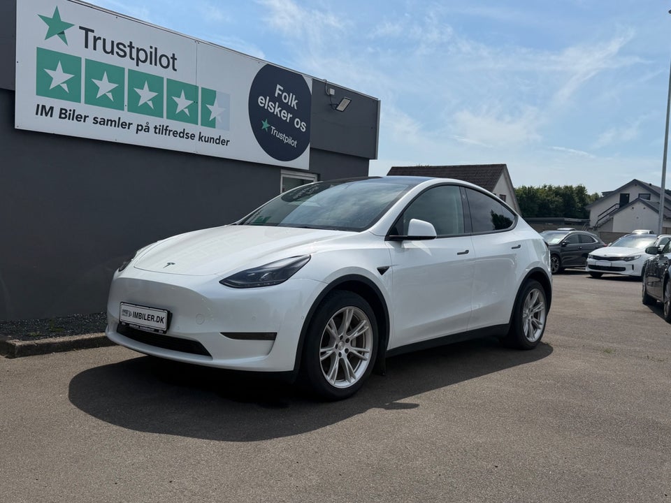 Tesla Model Y Long Range AWD 5d