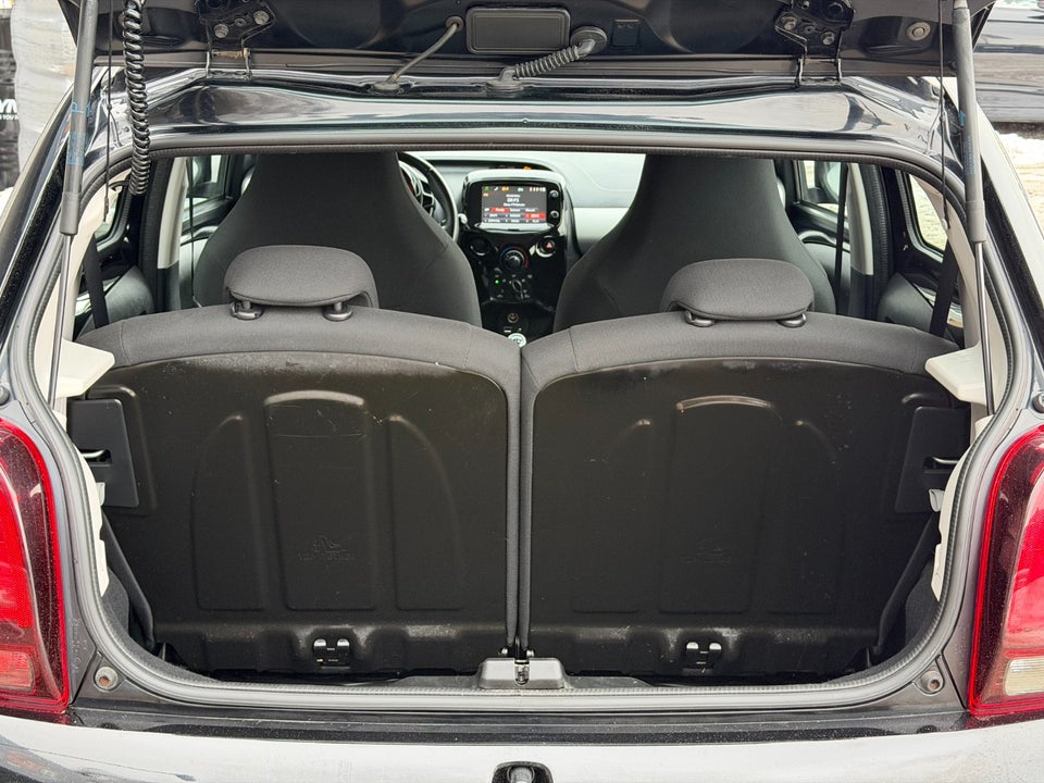 Peugeot 108 1,0 e-VTi 69 Allure 5d