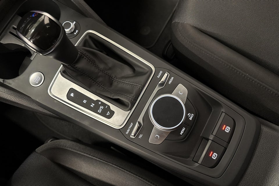 Audi Q2 35 TFSi Prestige S-tr. 5d