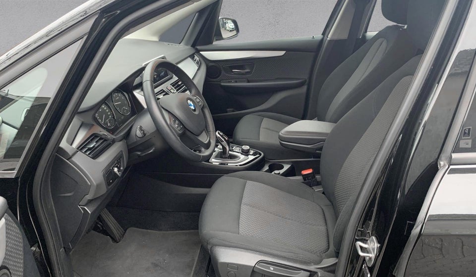 BMW 218i 1,5 Active Tourer Connected aut. 5d