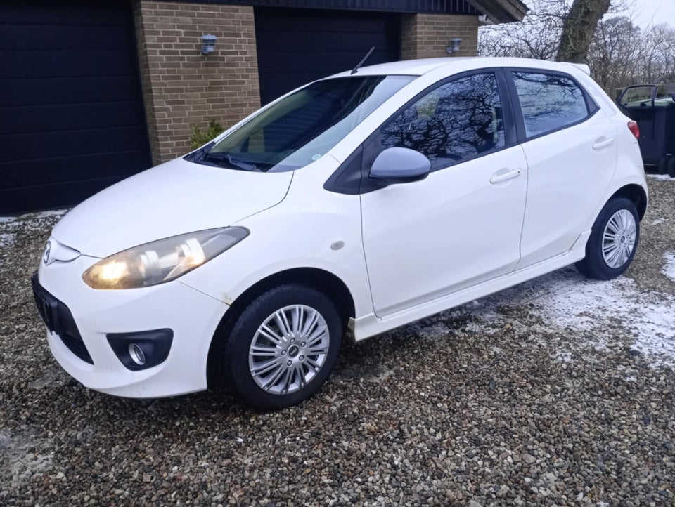 Mazda 2 1,6 DE Advance 5d