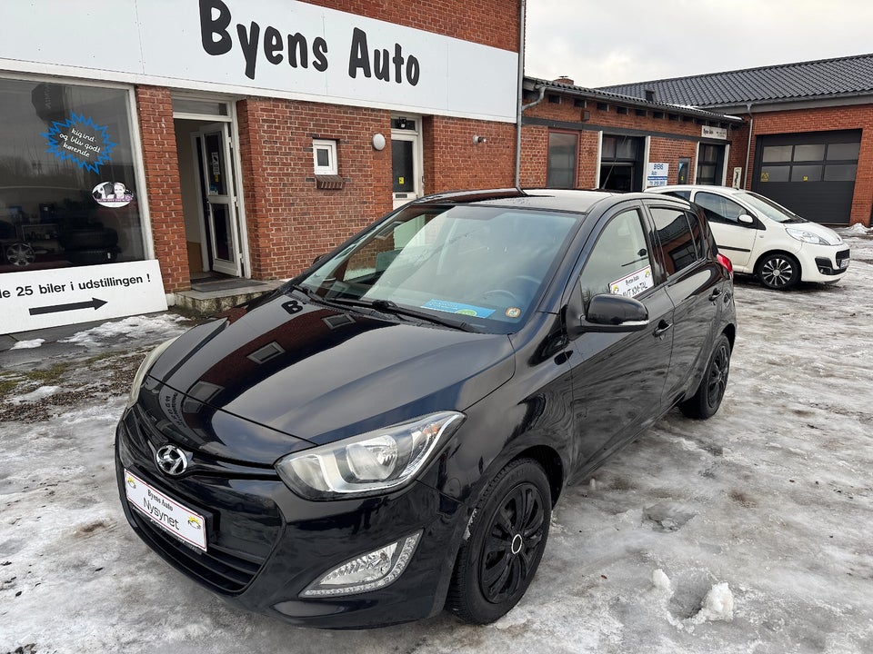 Hyundai i20 1,25 Classic XTR+ 5d