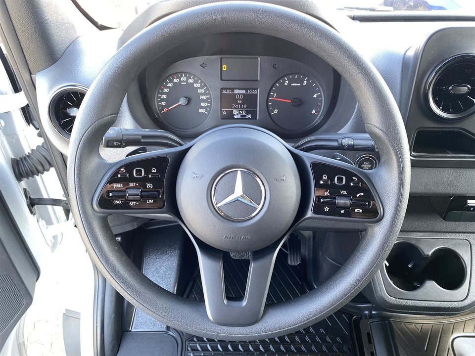 Mercedes Sprinter 317 2,0 CDi A2 Kassevogn aut. RWD