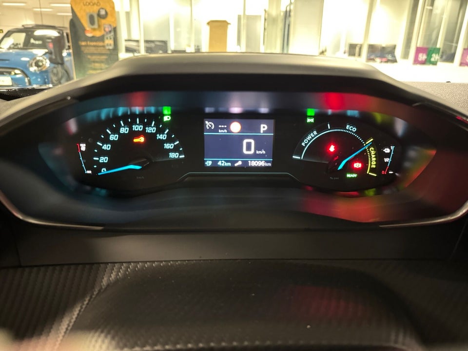 Peugeot e-2008 54 Style 5d