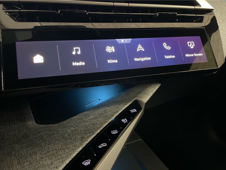 Peugeot e-5008 77 GT Pack 7prs 5d