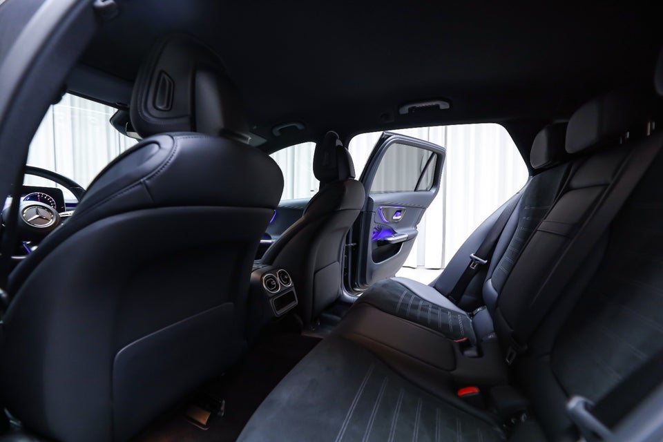 Mercedes C300 e 2,0 AMG Line stc. aut. 5d