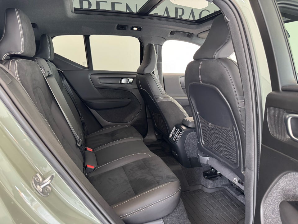 Volvo XC40 P6 ReCharge Pro 5d