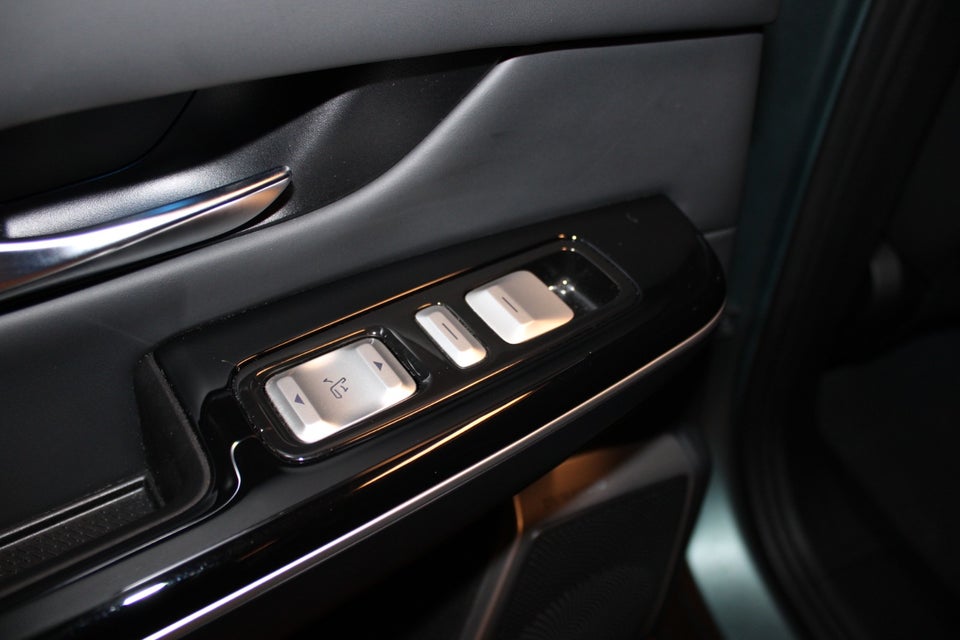 Xpeng G9 Performance 5d