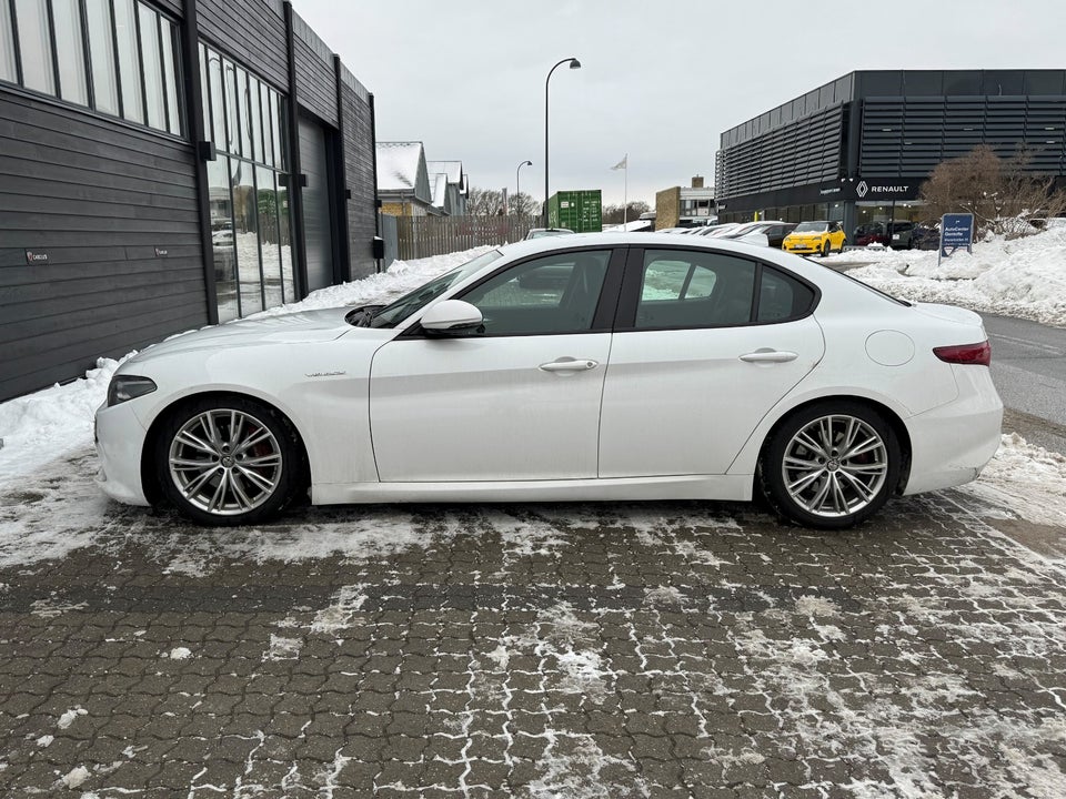 Alfa Romeo Giulia 2,0 T 280 Veloce TI aut. Q4 4d