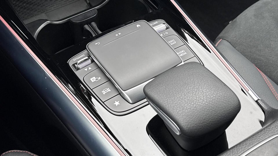 Mercedes EQA250 AMG Line 5d