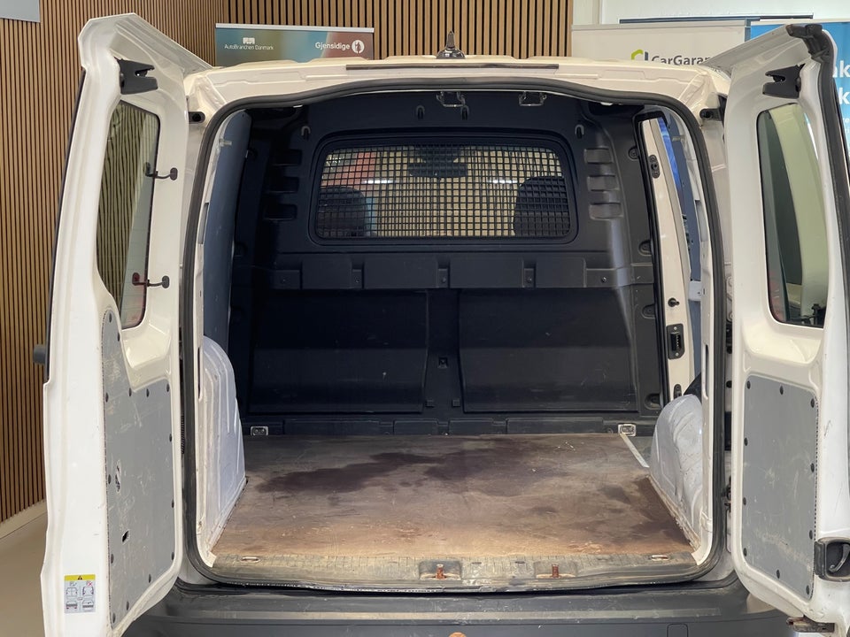 VW Caddy 2,0 TDi 102 Cargo