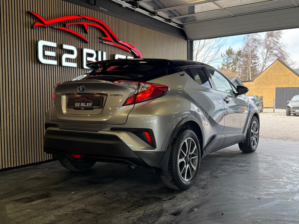 Toyota C-HR 1,8 Hybrid C-ULT CVT 5d