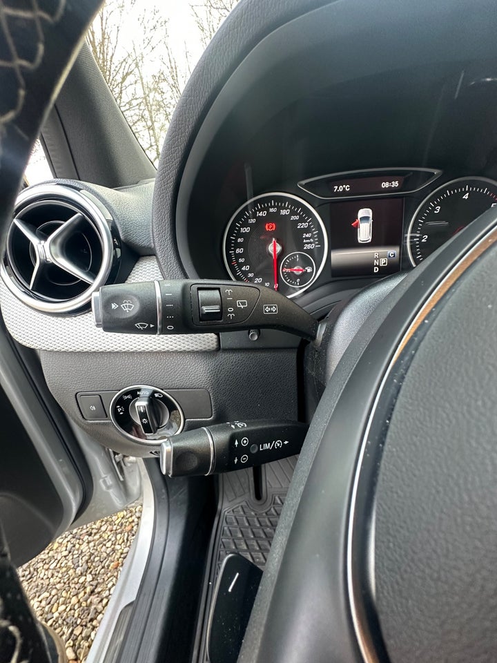 Mercedes B200 d 2,2 Business aut. 5d