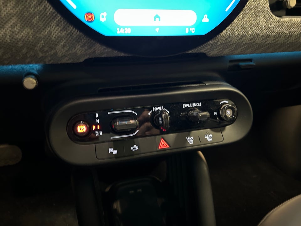 MINI Cooper E Favoured Trim M 3d