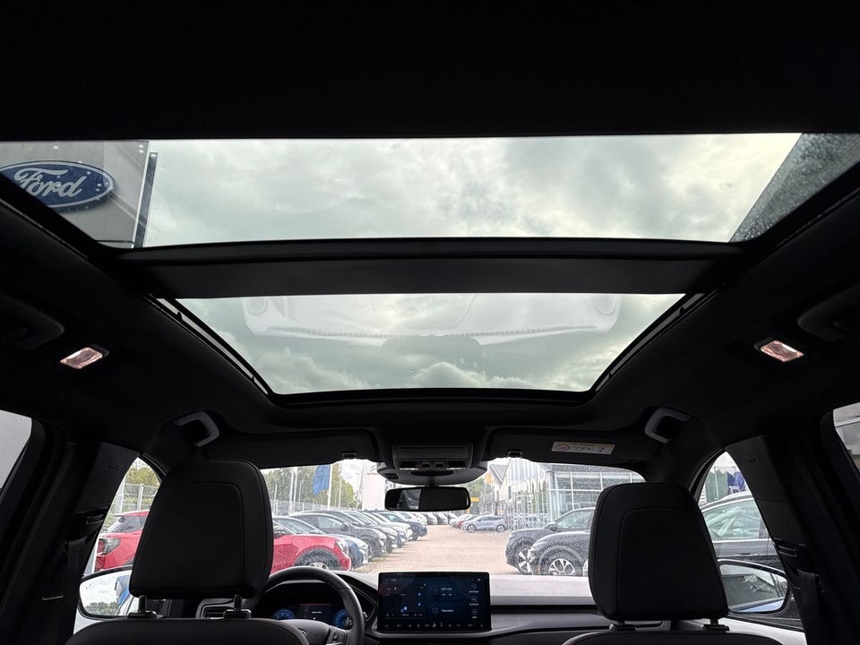 Ford Kuga 2,5 PHEV ST-Line X CVT 5d