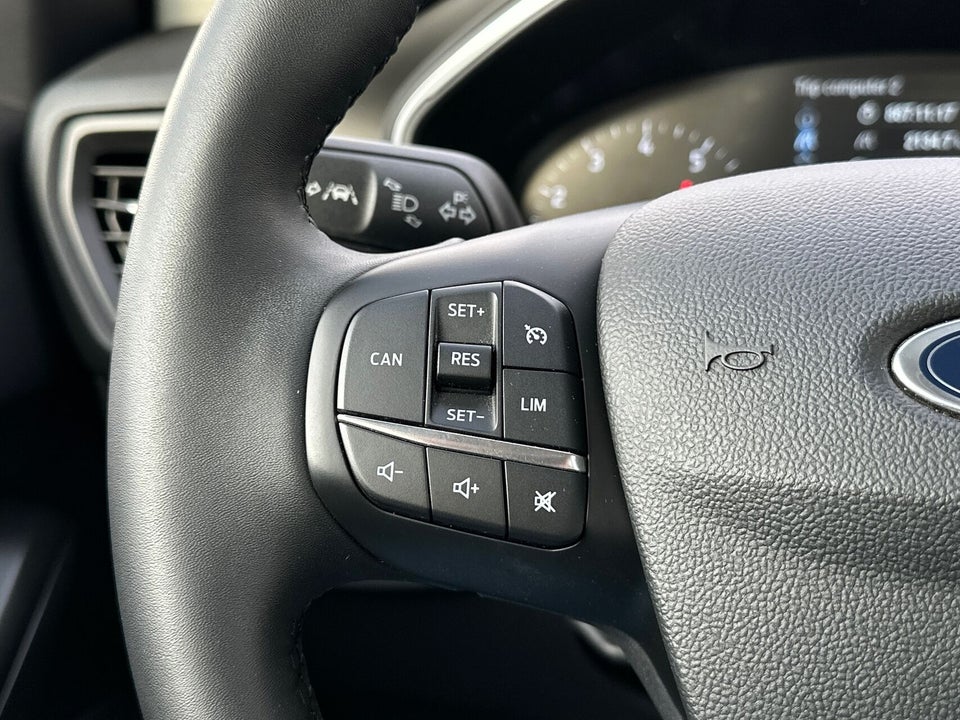 Ford Focus 1,0 EcoBoost mHEV Titanium stc. 5d