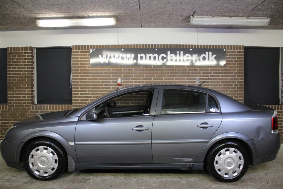 Opel Vectra 1,8 16V Comfort 4d