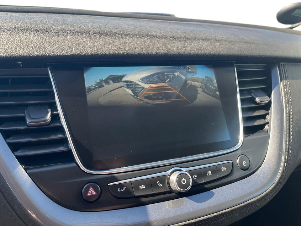 Opel Grandland X 1,6 Hybrid4 Ultimate aut. 5d