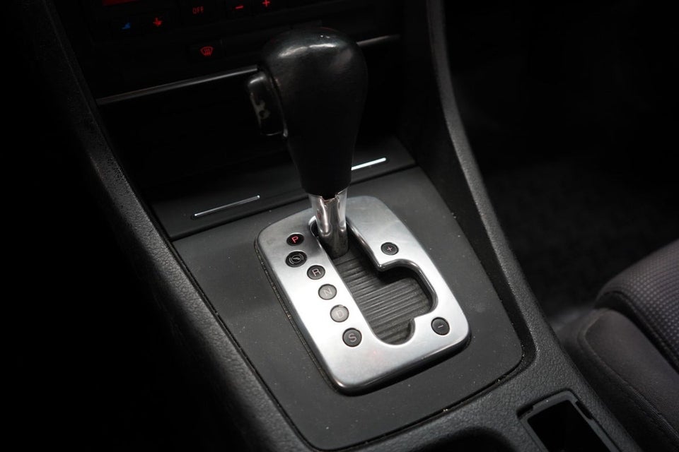Audi A4 2,4 V6 Cabriolet Multitr. 2d