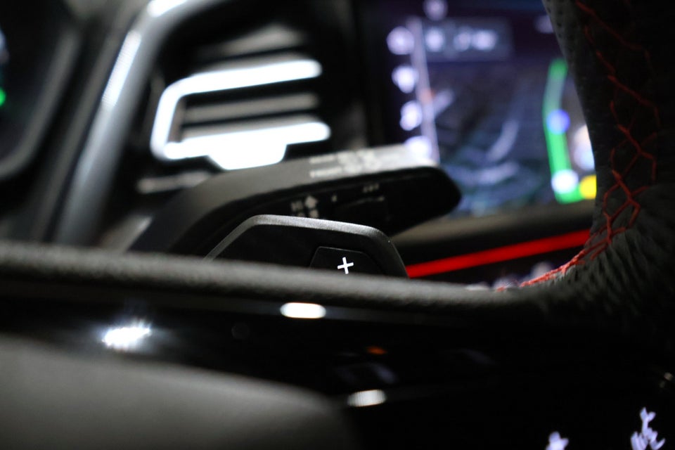 Audi Q4 e-tron 40 S-line 5d