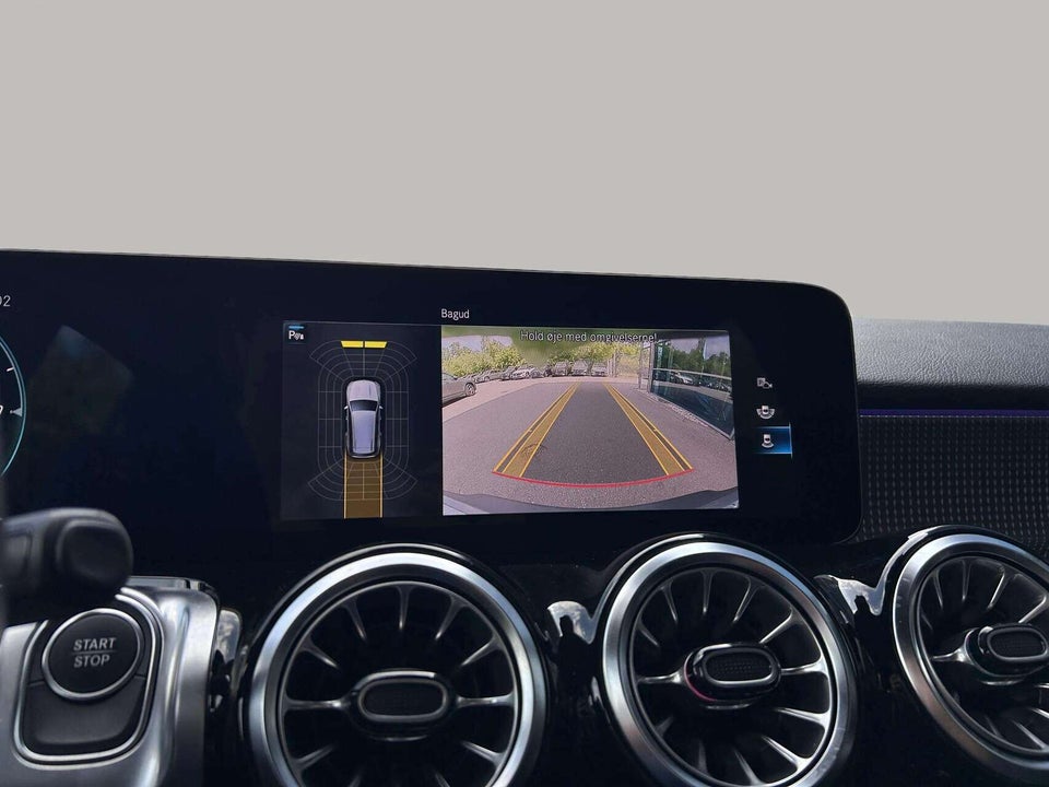 Mercedes EQB300 Progressive 4Matic 5d