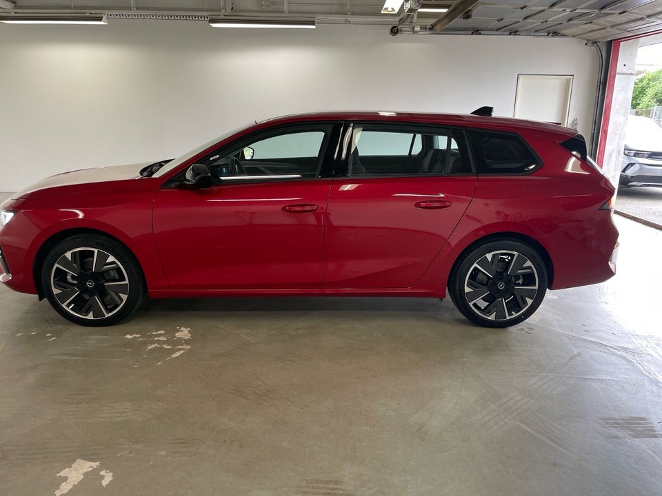 Opel Astra-e 54 Sports Tourer 5d