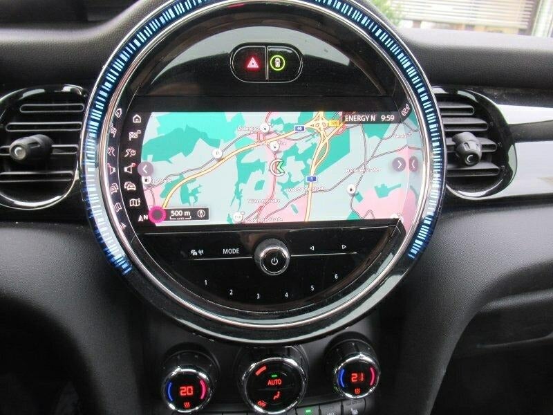 MINI Cooper SE Essential 3d