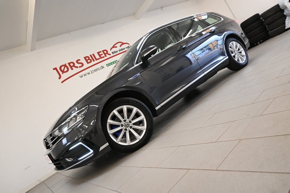 VW Passat 1,4 GTE High Variant DSG 5d