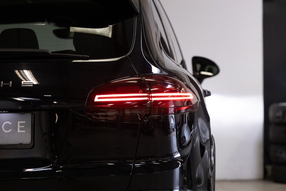 Porsche Cayenne S 4,2 D Tiptr. Van 5d