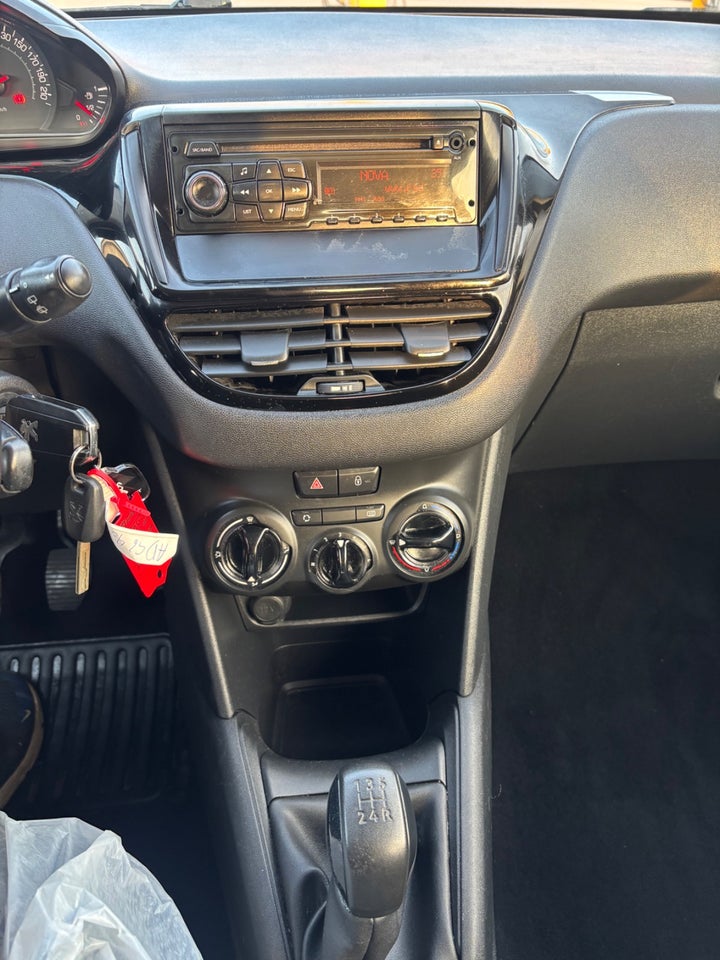 Peugeot 208 1,0 VTi Access 3d