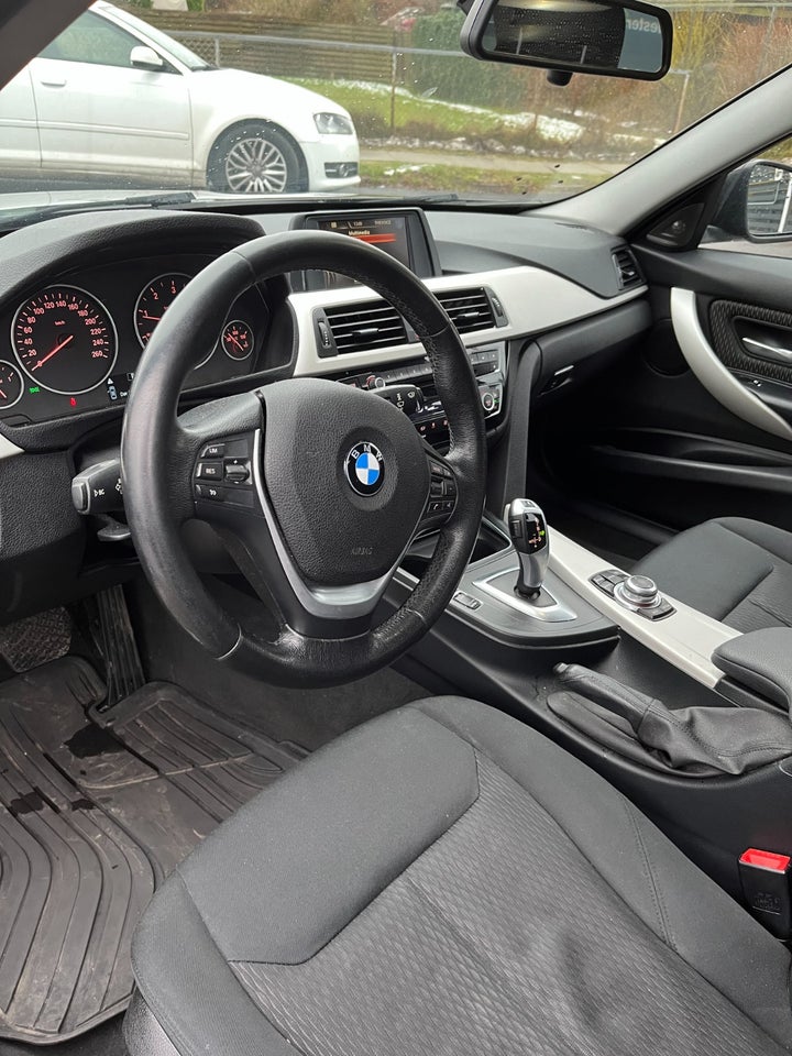 BMW 320d 2,0 Touring Luxury Line aut. 5d