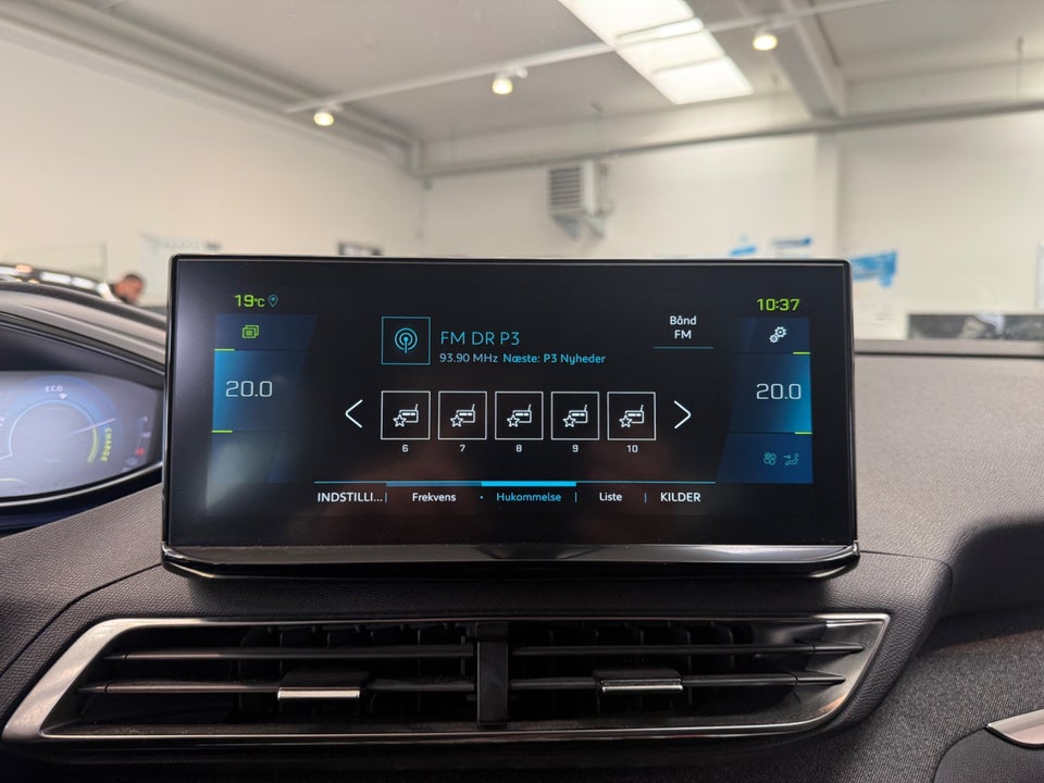 Peugeot 3008 1,6 Hybrid Allure Pack EAT8 5d