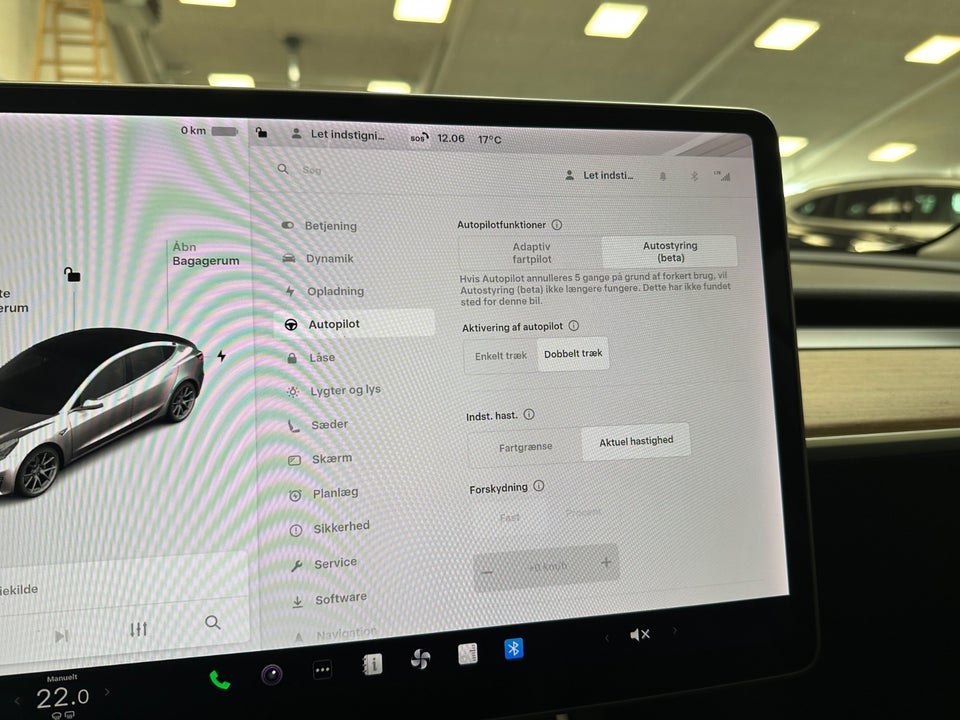 Tesla Model 3 Long Range AWD 4d