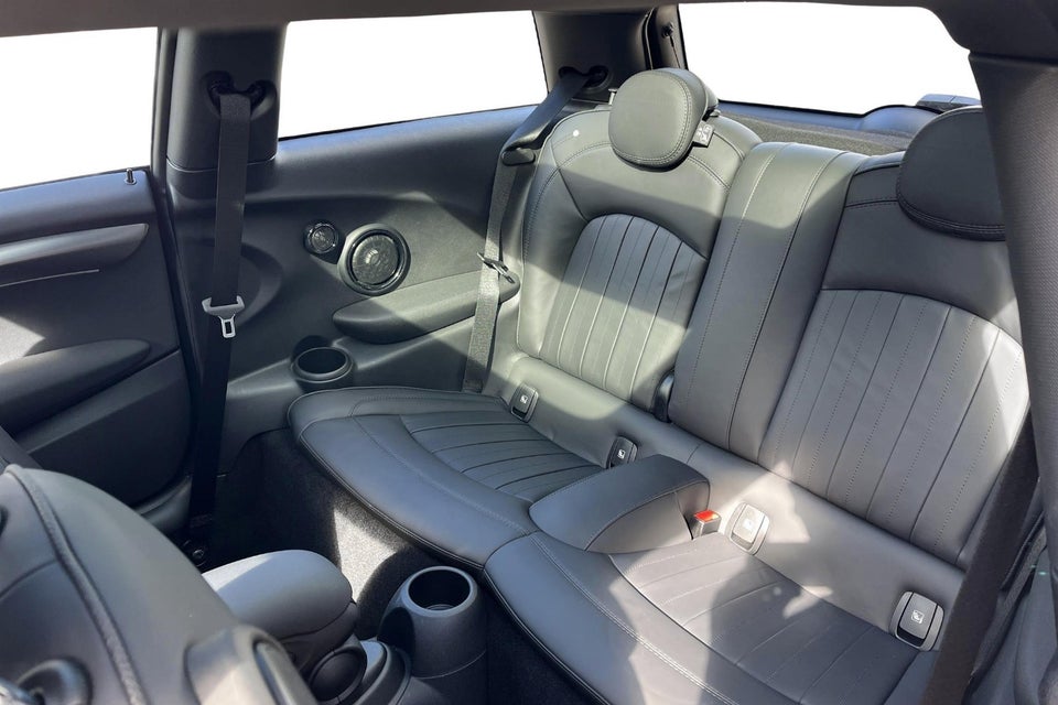 MINI Cooper SE Younique Trim 3d