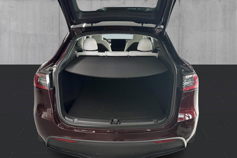 Tesla Model Y Performance AWD 5d