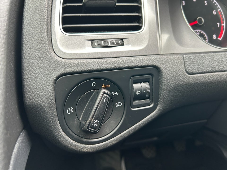 VW Golf VII 1,4 TSi 122 Edition 40 BMT 5d