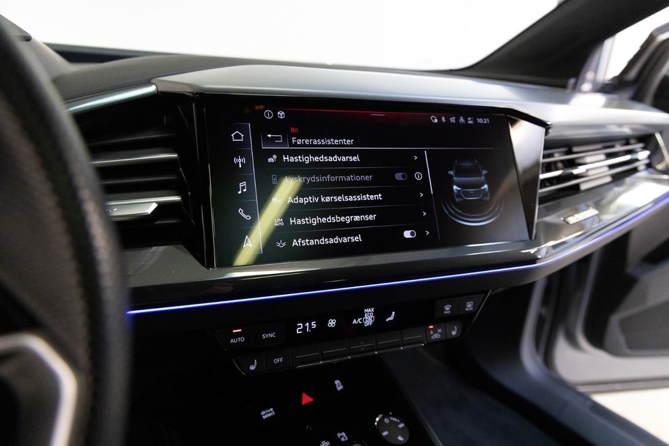 Audi Q4 e-tron 40 S-line 5d