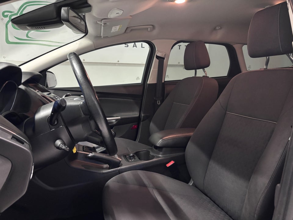 Ford Focus 1,0 SCTi 100 Trend stc. 5d