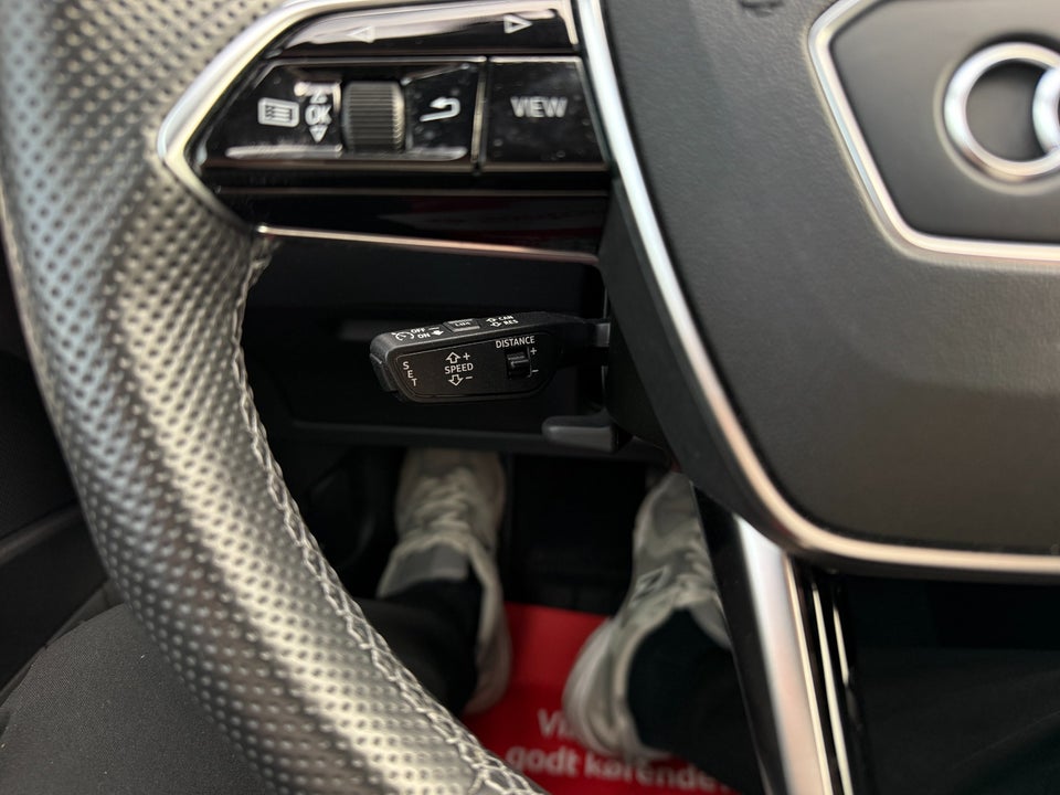 Audi e-tron S quattro 5d