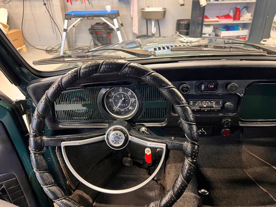 VW 1302 1,6 Cabriolet 2d