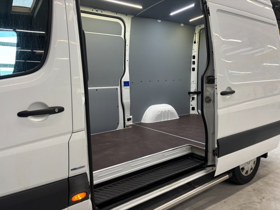 Mercedes Sprinter 316 2,2 CDi R2 Kassevogn 6d