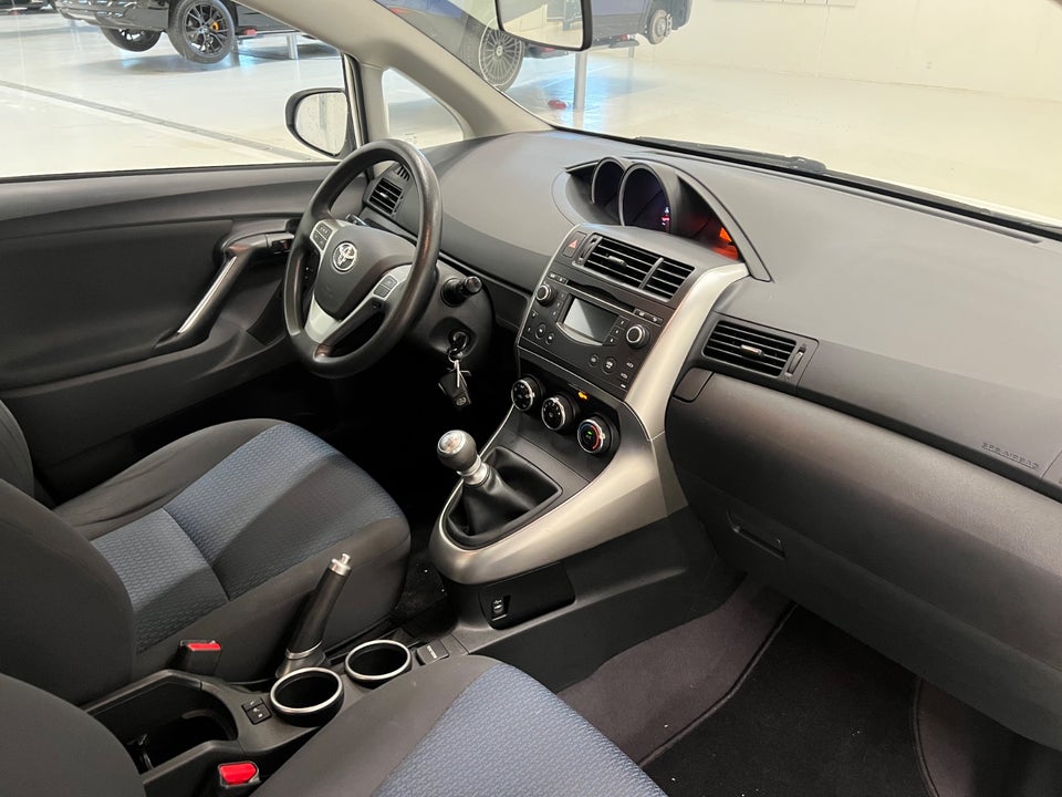 Toyota Sportsvan 1,6 D-4D T1 5d