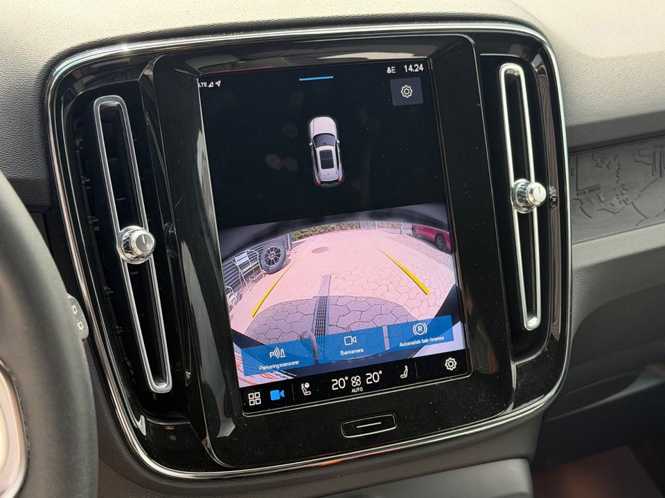 Volvo XC40 ReCharge Core 5d