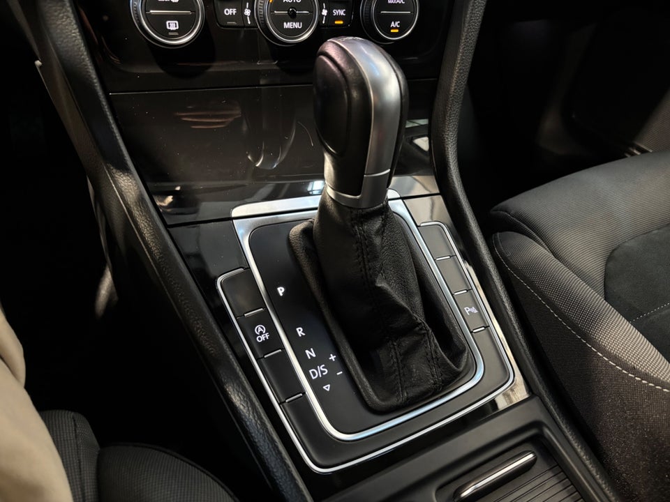 VW Golf VII 1,4 TSi 150 Highline DSG 5d