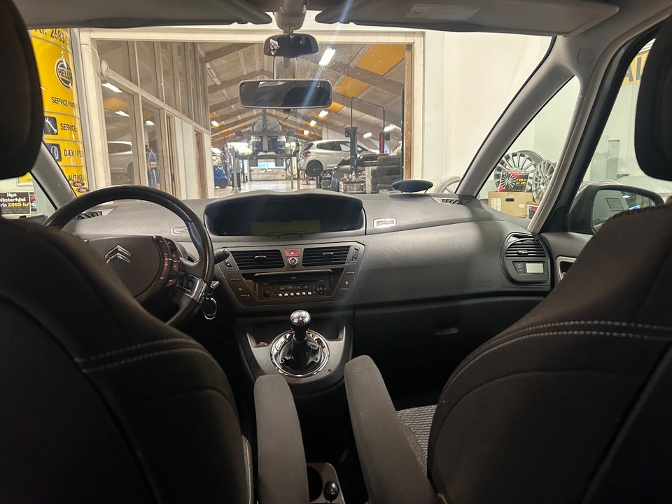 Citroën C4 Picasso 1,8 16V VTR+ 5d