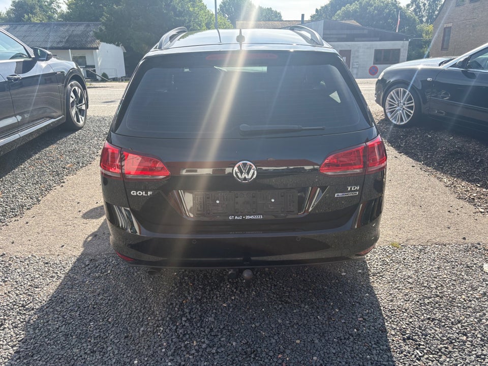 VW Golf VII 1,6 TDi 110 BlueMotion Variant 5d