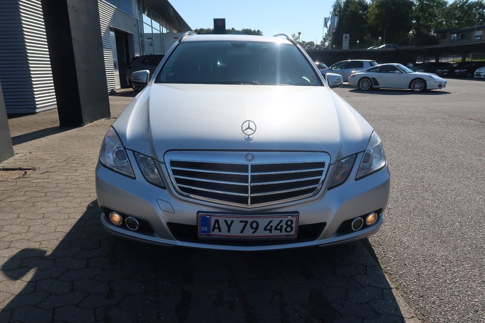 Mercedes E200 2,2 CDi Elegance stc. aut. BE 5d