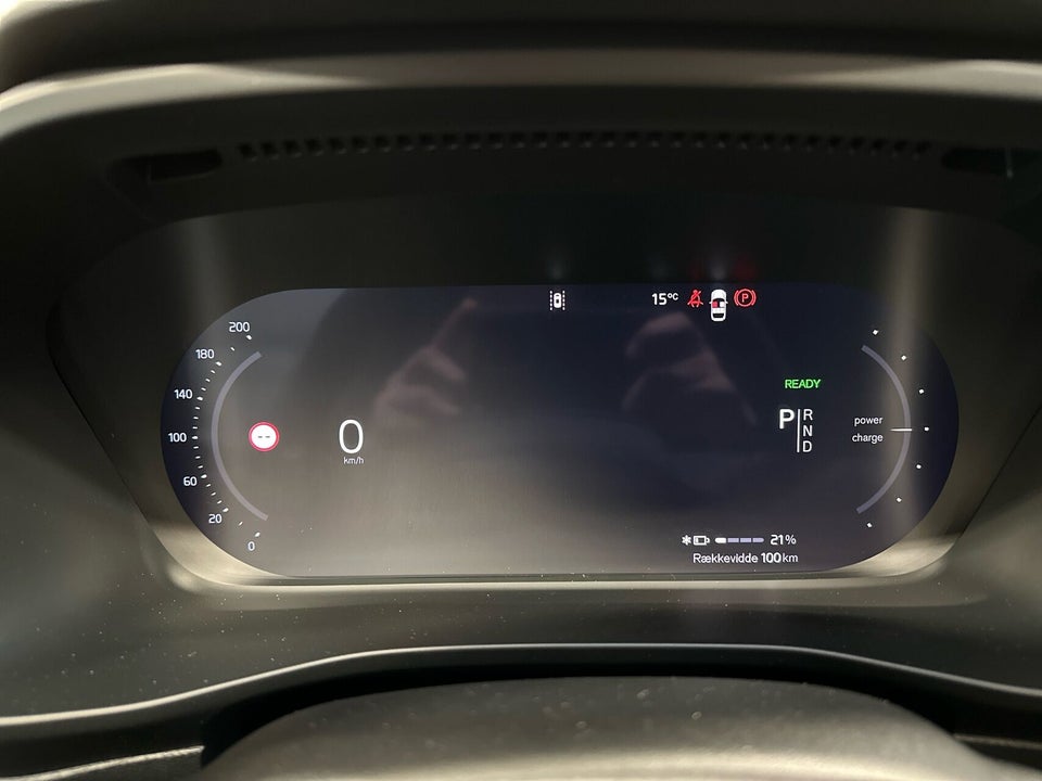 Volvo EX40 Extended Range Black Edition Excess 5d