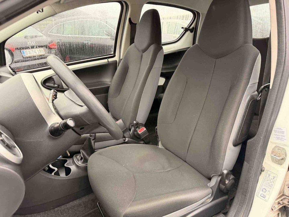 Toyota Aygo 1,0 Plus 5d